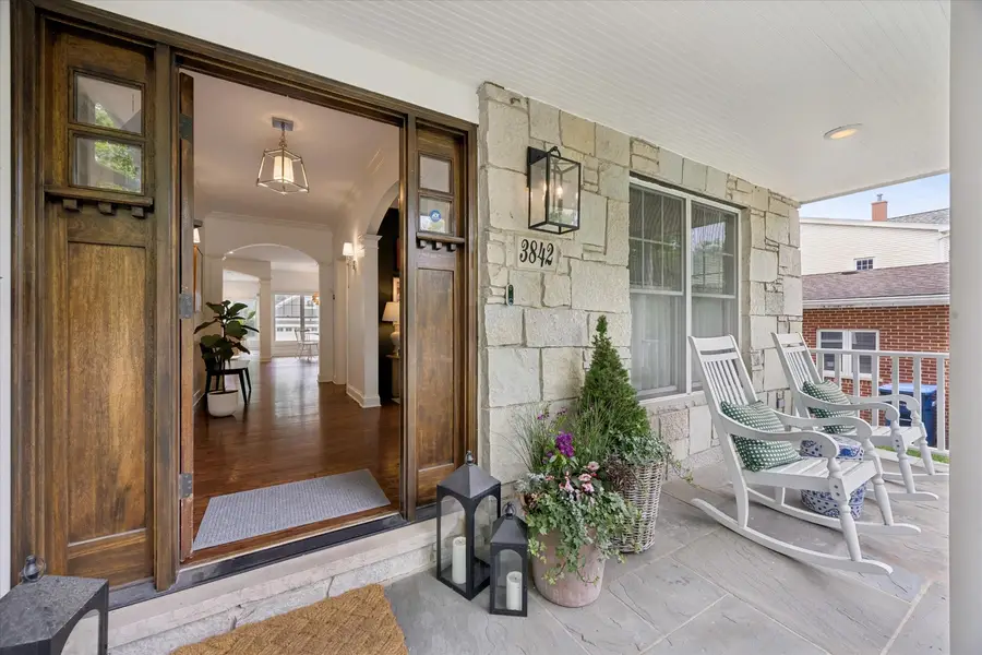 3842 Grove Avenue, Western Springs, IL 60558 - #3