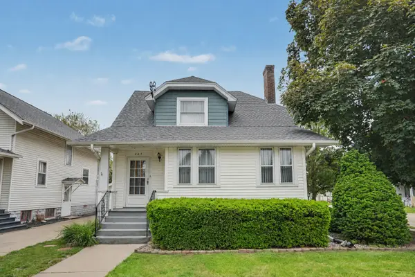 803 N 3rd Street, Clinton, IA 52732