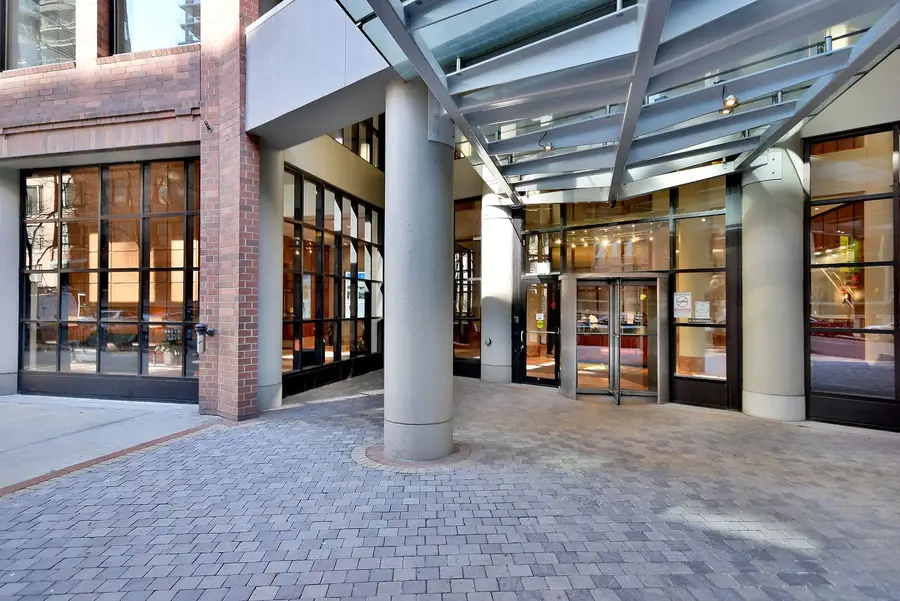 211 E Ohio Street #2721, Chicago, IL 60611 - #3