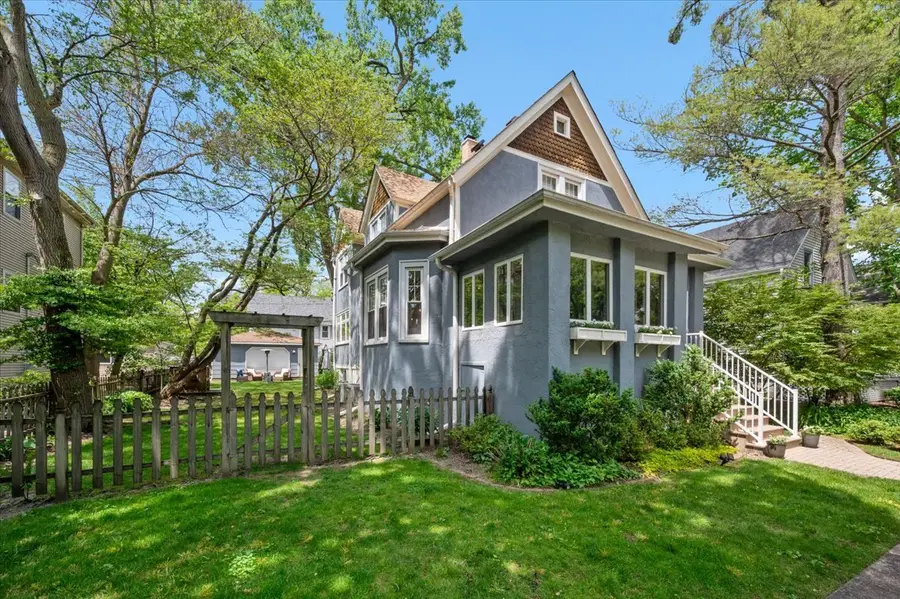 219 Catalpa Place, Wilmette, IL 60091 - #3