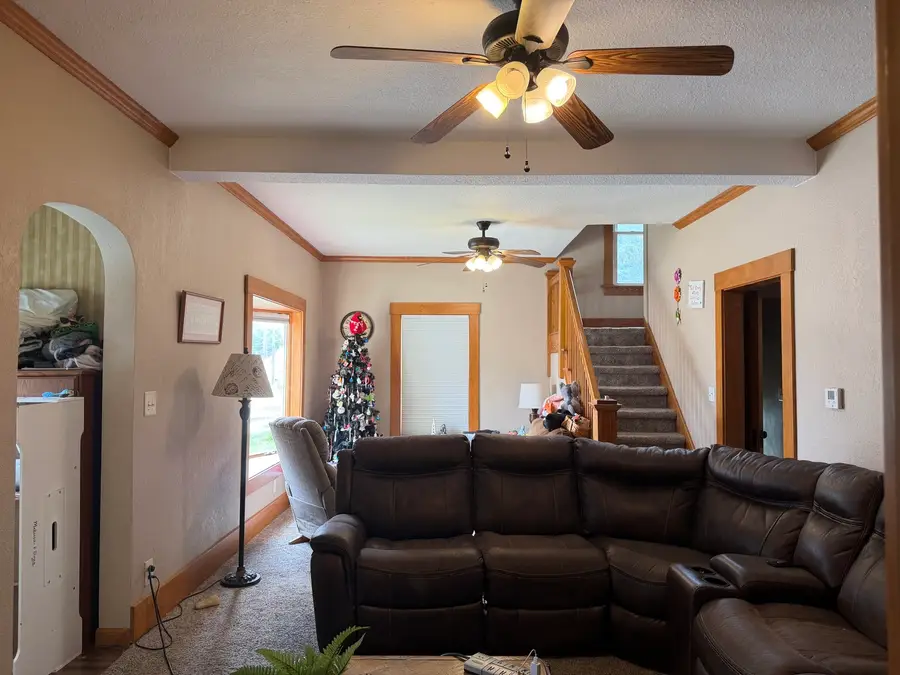 305 S Clinton Street, Morrison, IL 61270 - #3