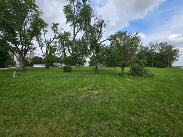 31263 2nd Street, Chenoa, IL 61726
