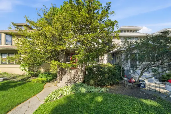 704 Clarence Avenue, Oak Park, IL 60304