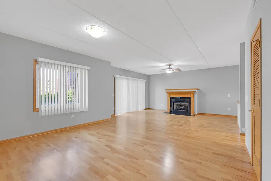 8747 W Bryn Mawr Avenue #208, Chicago, IL 60631 - #3