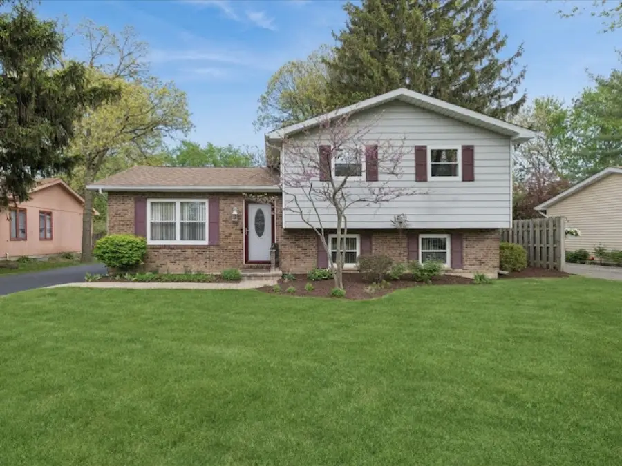 38187 N North Shore Avenue, Beach Park, IL 60087 - #2