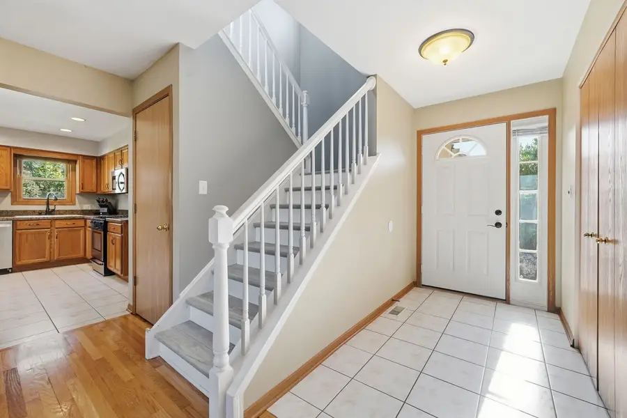 8627 Miroballi Drive, Hickory Hills, IL 60457 - #3