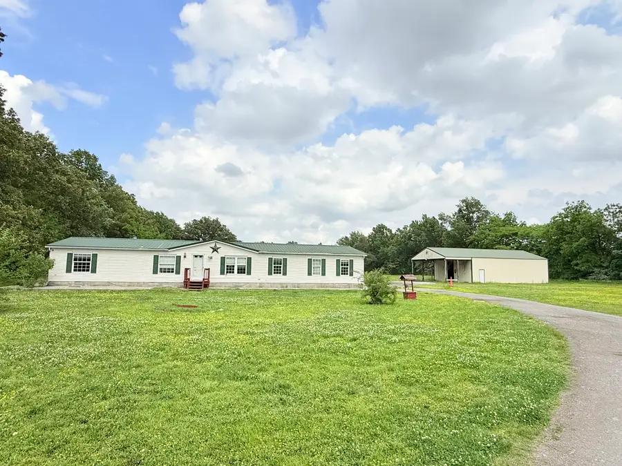 55 Curry Lane, Harrisburg, IL 62946 - #2
