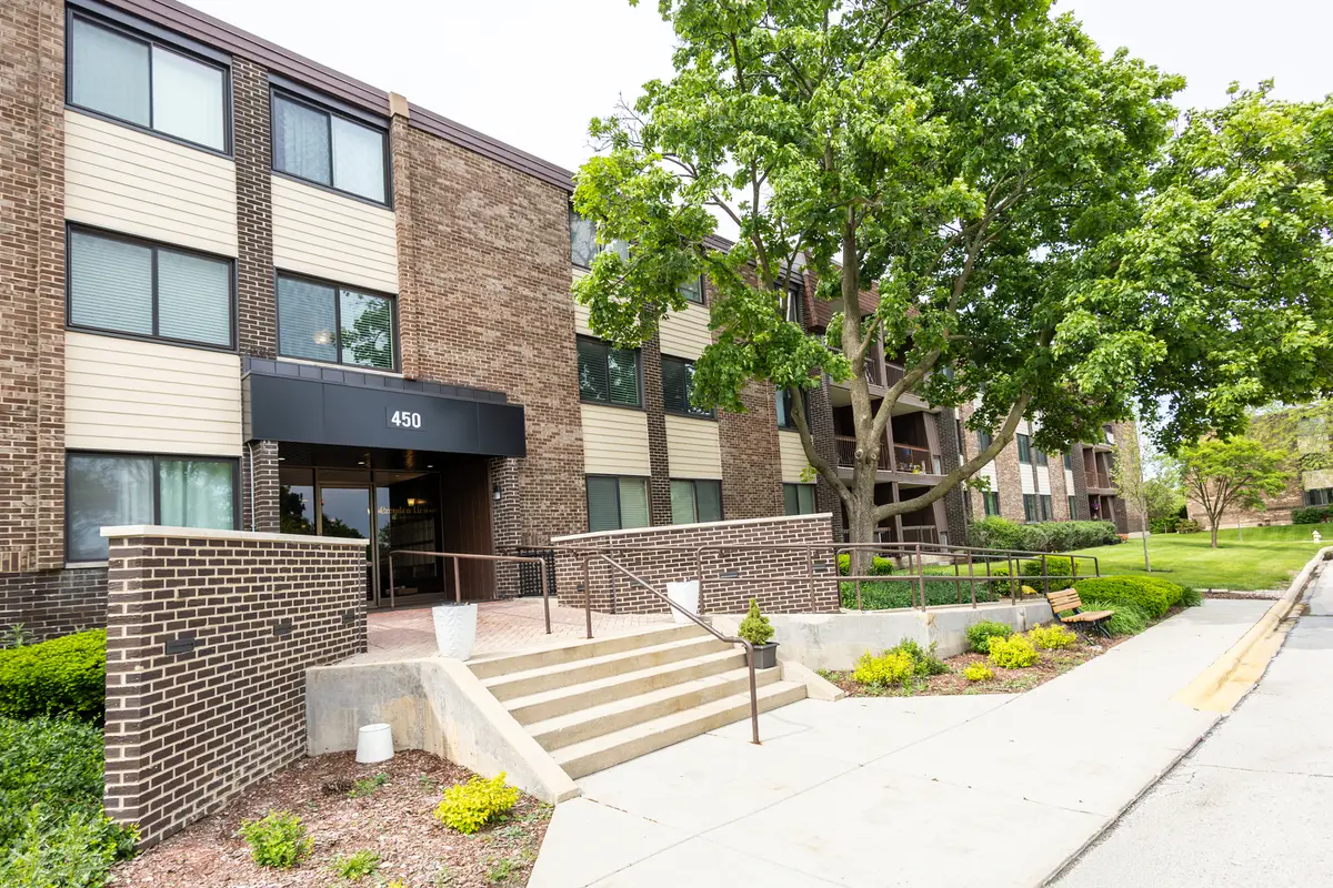 450 Raintree Court #2B, Glen Ellyn, IL 60137 - #1