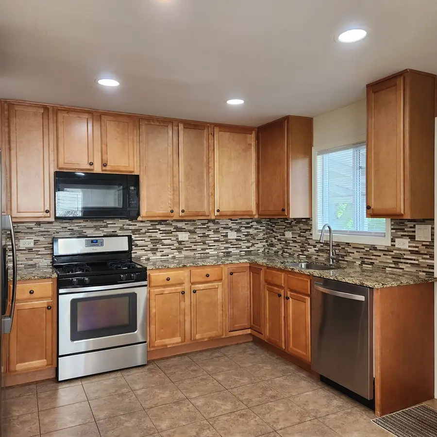 208 Albert Terrace, Wheeling, IL 60090 - #2
