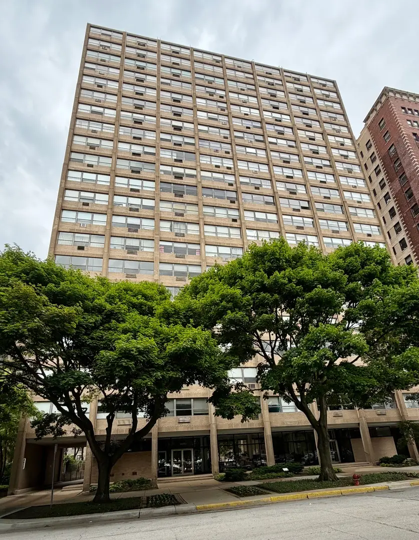 5530 S South Shore Drive #6B, Chicago, IL 60637 - #1