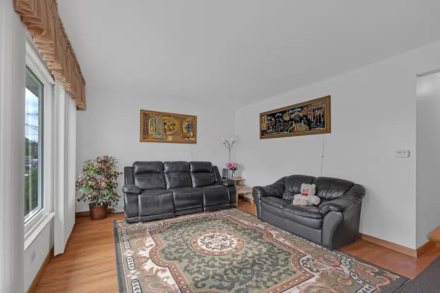 5119 N Oriole Avenue, Harwood Heights, IL 60706 - #2