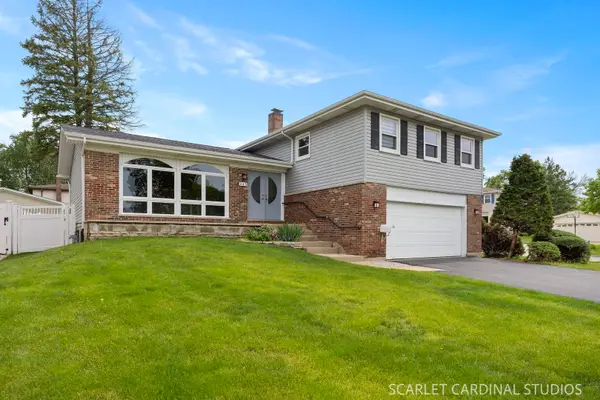 345 Hillcrest Lane, Lombard, IL 60148