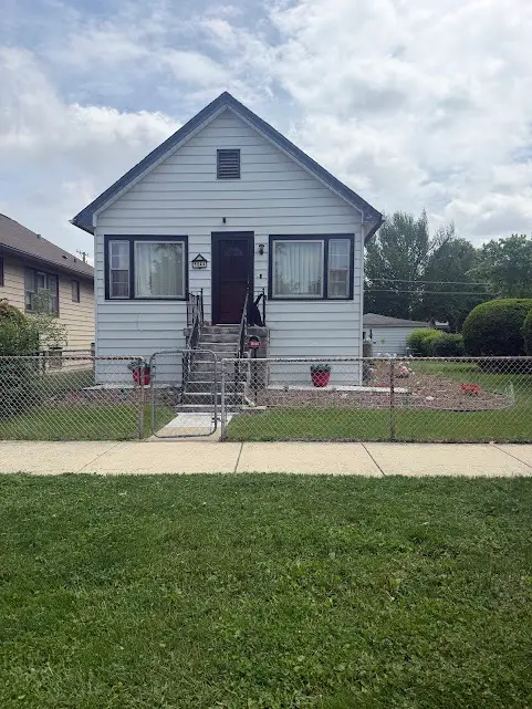 1044 Ferdinand Avenue, Forest Park, IL 60130