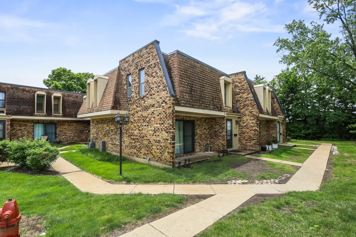 2130 Country Club Drive #2130, Woodridge, IL 60517 - #1