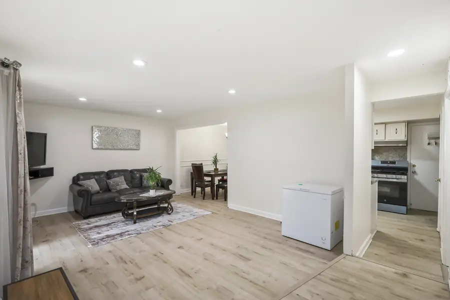 2130 Country Club Drive #2130, Woodridge, IL 60517 - #3