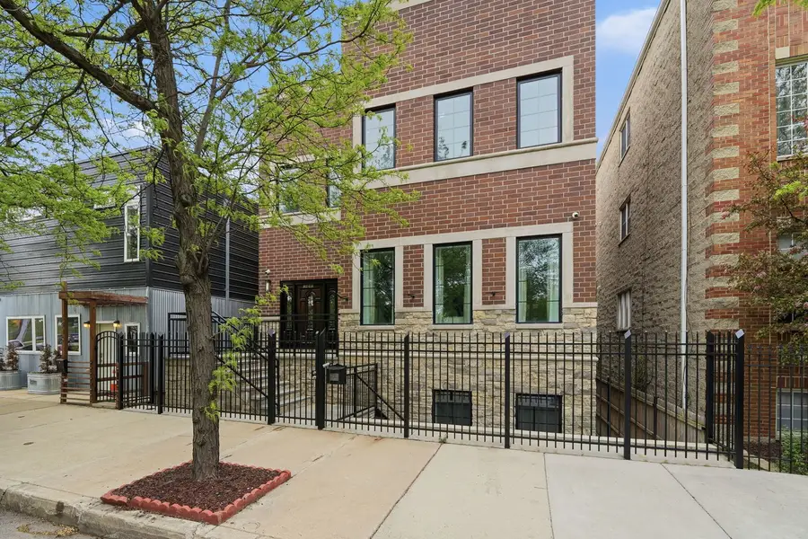 1443 N Cleaver Street, Chicago, IL 60642 - #3