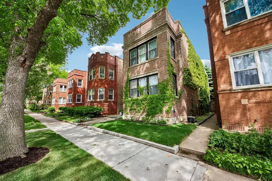 5643 N Campbell Avenue, Chicago, IL 60659 - #3