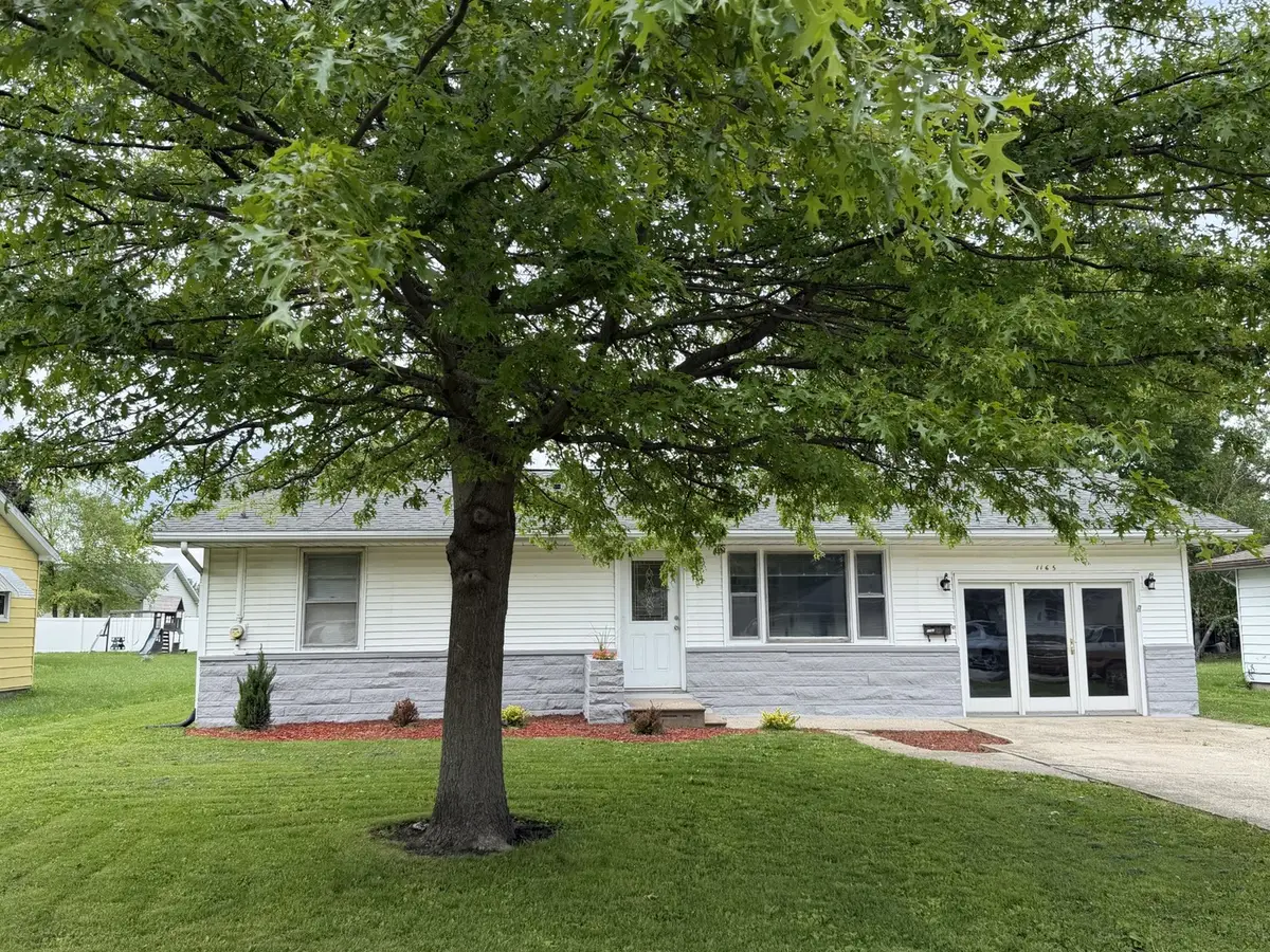 1165 Roselawn Drive, Paxton, IL 60957 - #1