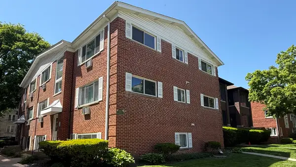 327 Wisconsin Avenue #6A, Oak Park, IL 60302