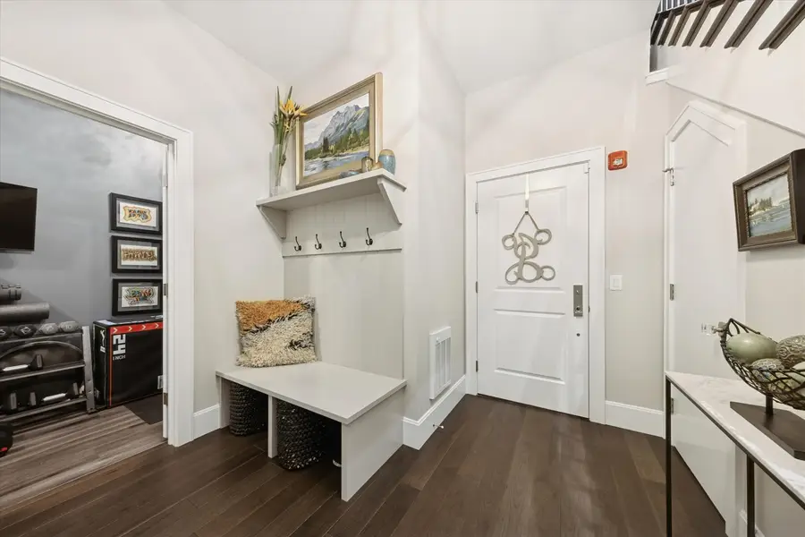 227 Burlington Avenue #2, Clarendon Hills, IL 60514 - #2