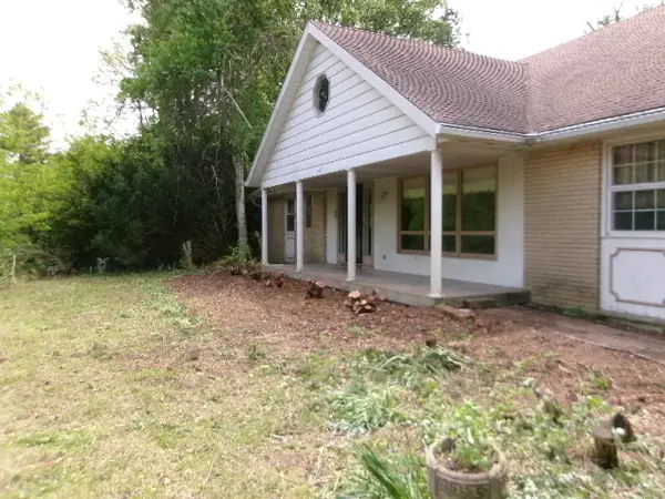 607 N Fleming Road, Woodstock, IL 60098