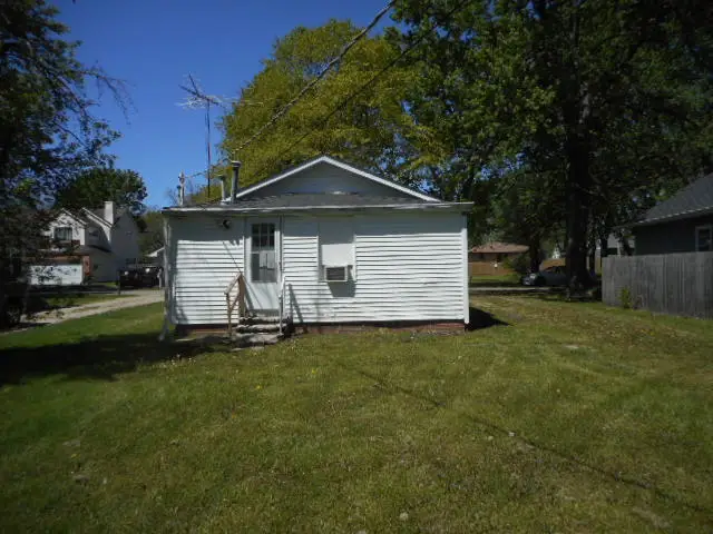 121 Lakewood Avenue, Crystal Lake, IL 60014 - #3