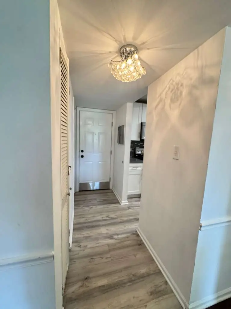 920 Beau Drive, Des Plaines, IL 60016 - #2