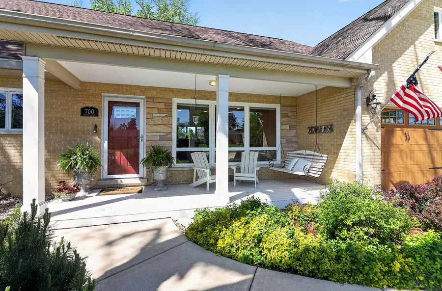 700 E Turner Avenue, Roselle, IL 60172 - #2