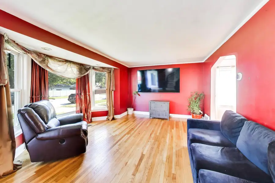 2923 W 97th Street, Evergreen Park, IL 60805 - #3