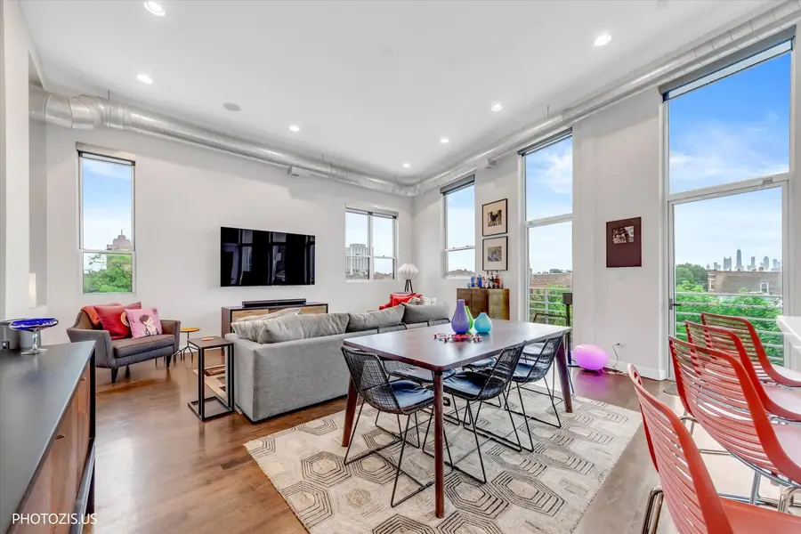 2411 W Walton Street #3E, Chicago, IL 60622 - #2