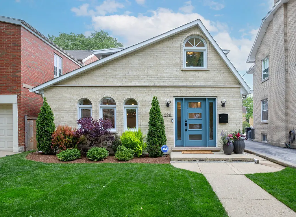 5911 N Keating Avenue, Chicago, IL 60646 - #1