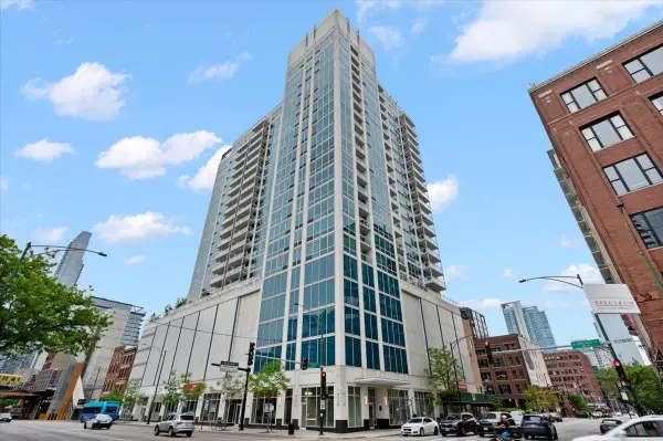 757 N Orleans Street #1210, Chicago, IL 60654