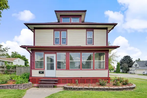 502 6th Avenue, De Witt, IA 52742