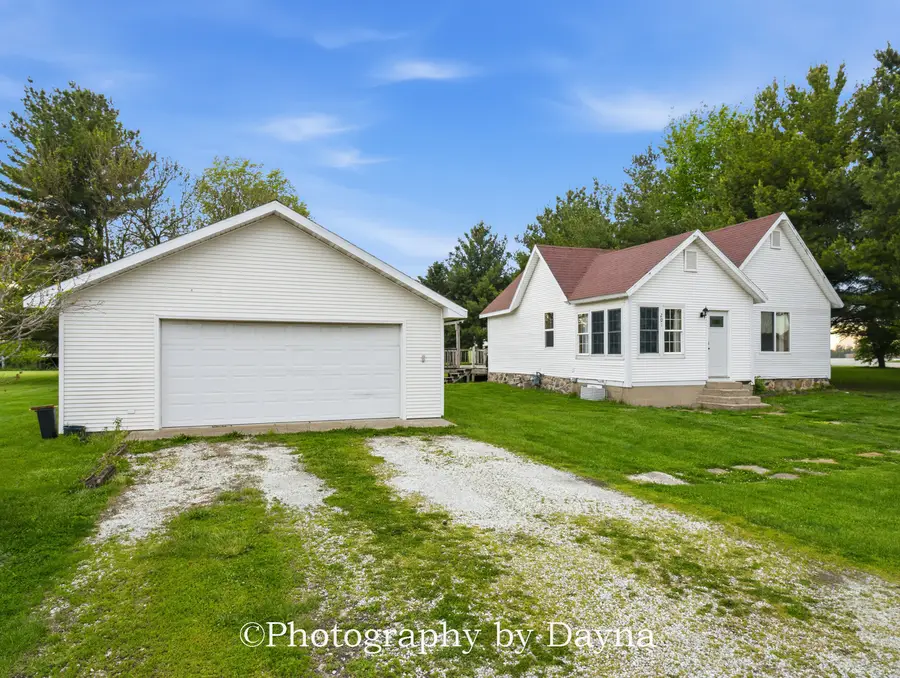 201 Nw Lexington Street, Iroquois, IL 60945 - #3