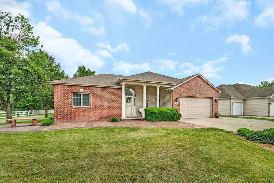 944 W First Street, Braidwood, IL 60408 - #2