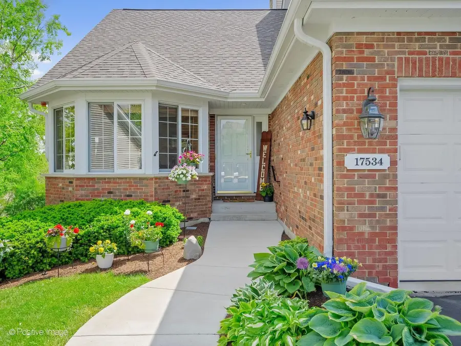 17534 W Windhaven Court, Grayslake, IL 60030 - #2