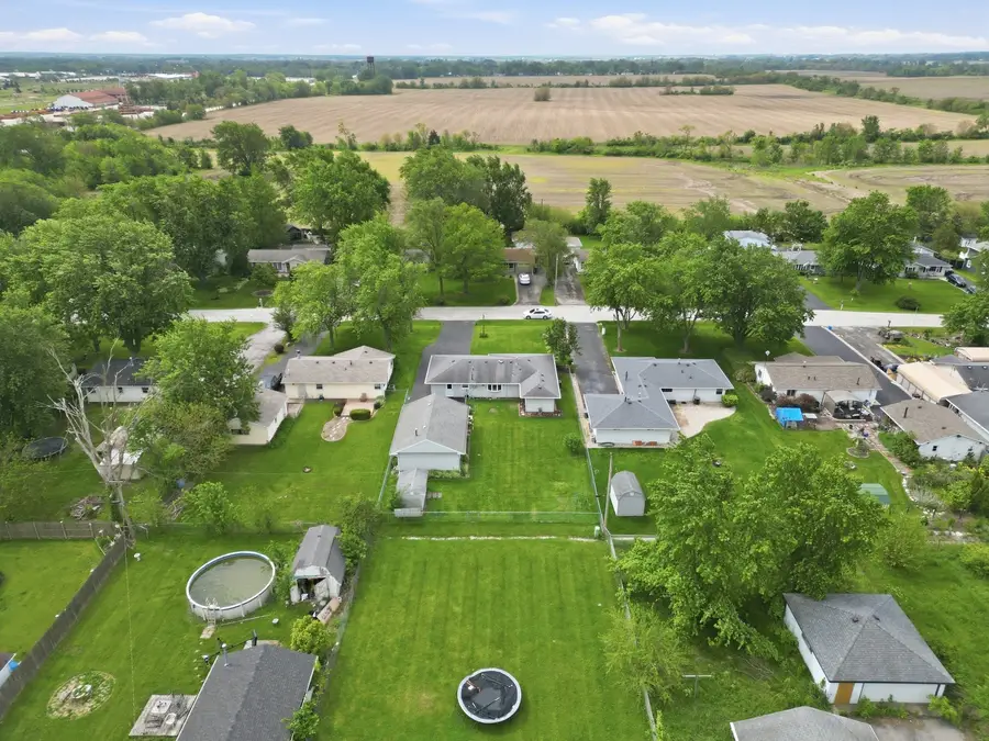 804 W Kent Avenue, Crete, IL 60417 - #3