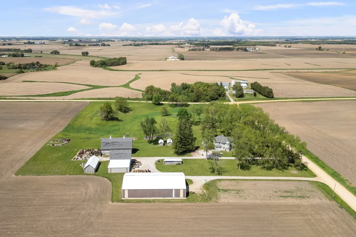 24880 145th Avenue, Eldridge, IA 52748 - #1