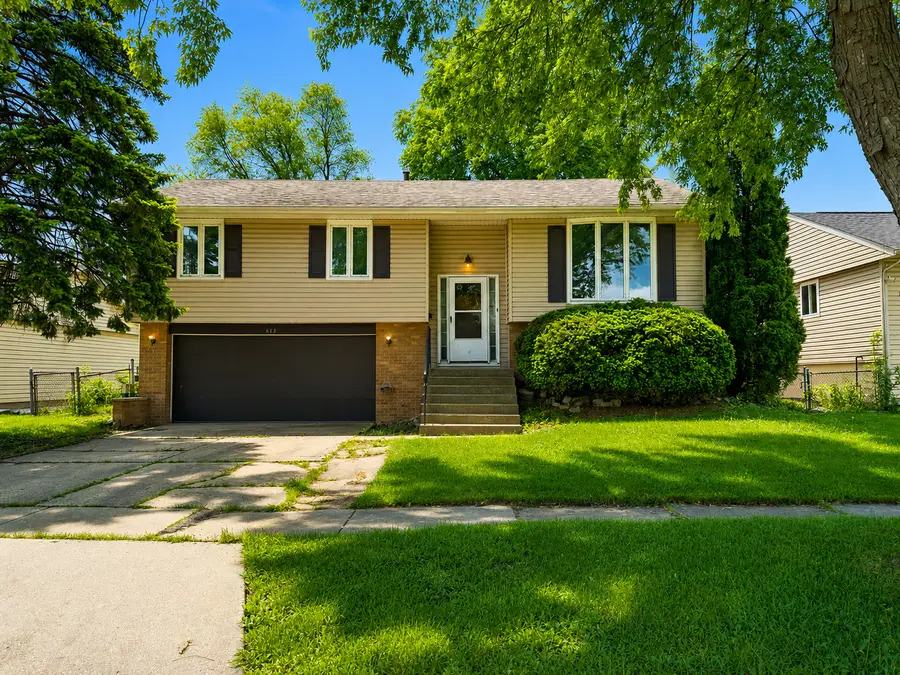 815 Oriole Drive, Streamwood, IL 60107 - #2