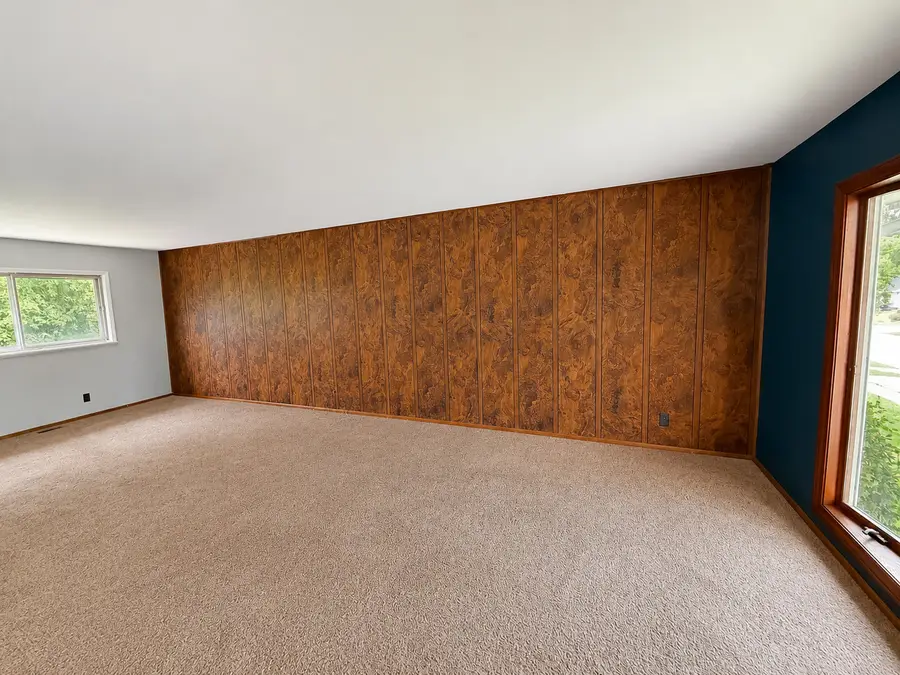 815 Oriole Drive, Streamwood, IL 60107 - #3