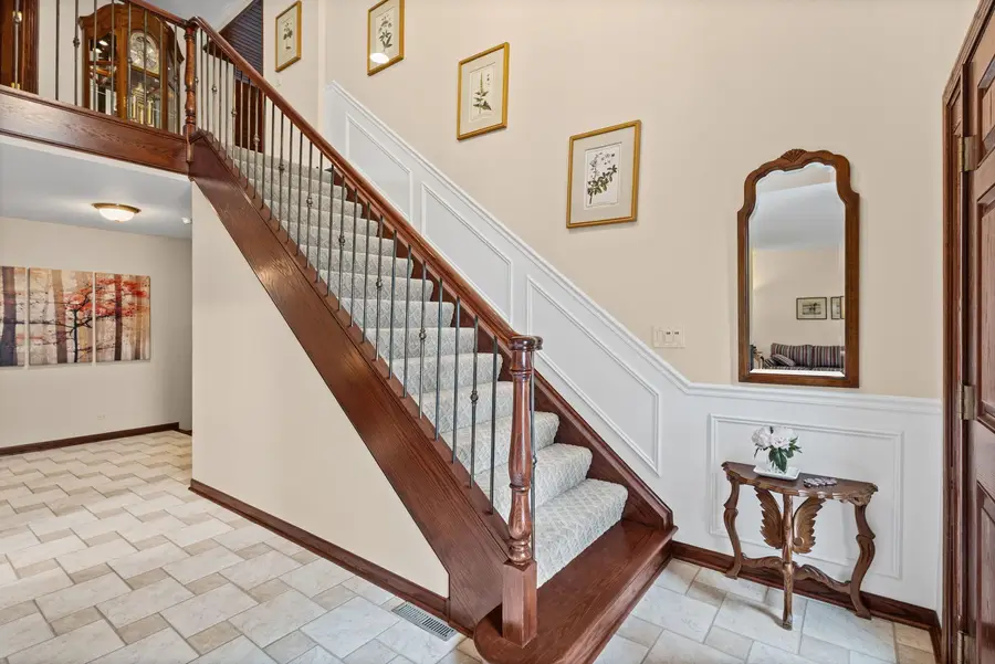 1227 S Highland Avenue, Arlington Heights, IL 60005 - #3