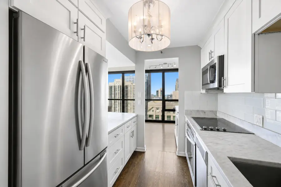10 E Ontario Street #4506, Chicago, IL 60611 - #3