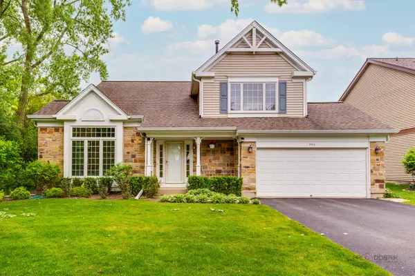 590 Hapsfield Lane, Buffalo Grove, IL 60089