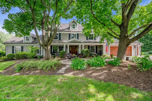 714 Thomas Court, Libertyville, IL 60048