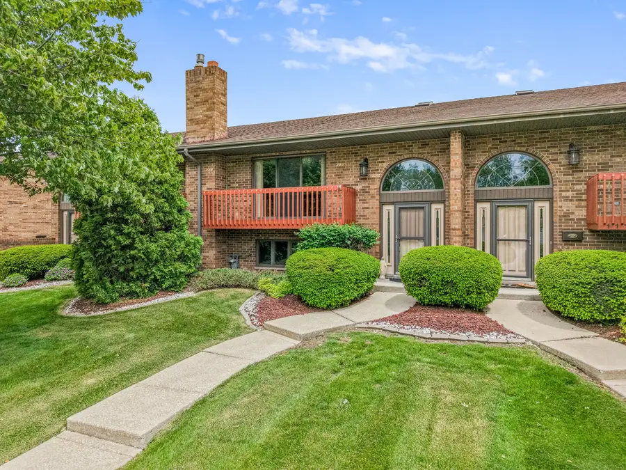 1109 Warner Avenue, Lemont, IL 60439 - #2