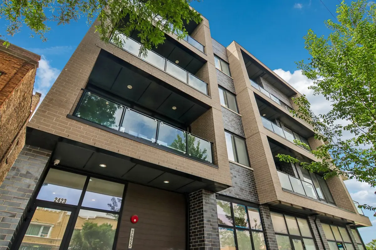 2423 W Fullerton Avenue #4F, Chicago, IL 60647 - #1