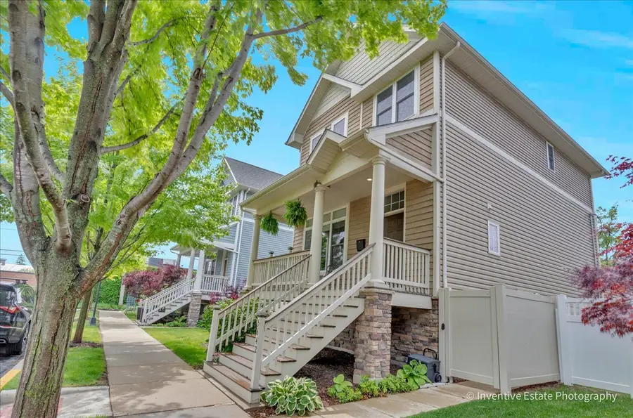 5642 N Lockwood Avenue, Chicago, IL 60646 - #2