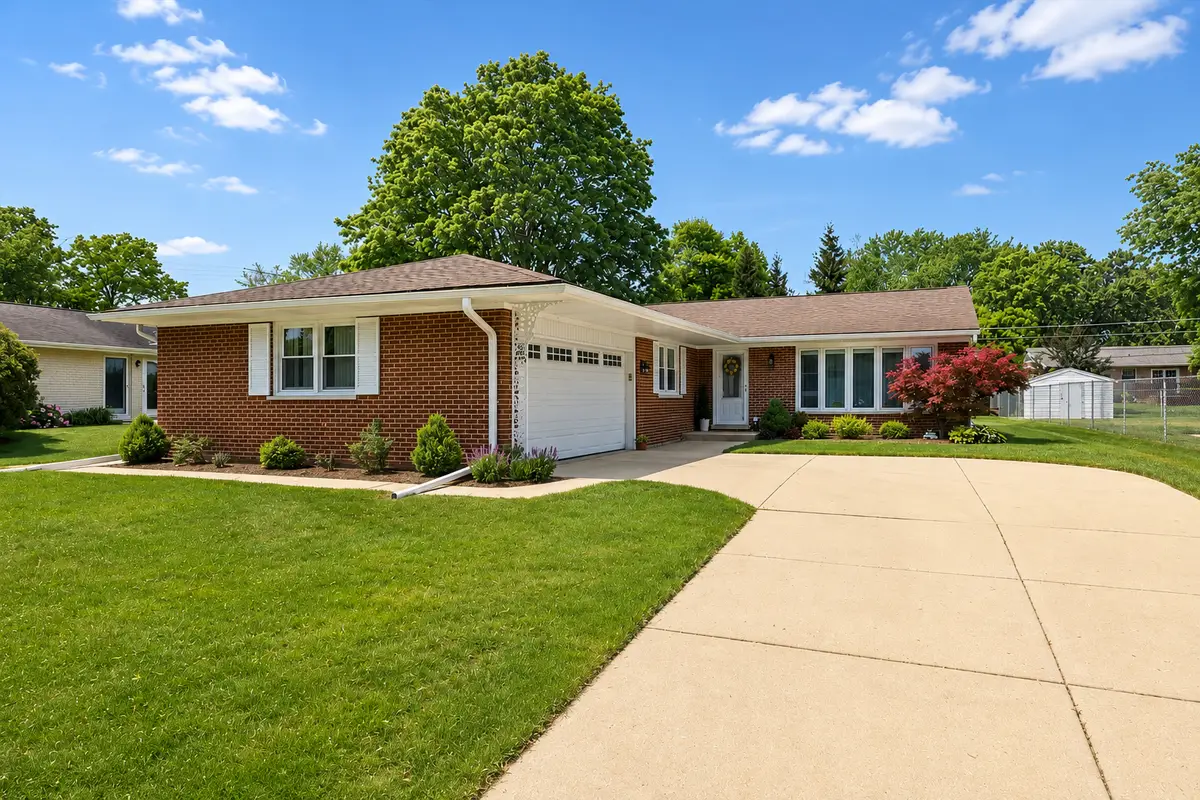 1742 E Tano Lane, Mount Prospect, IL 60056 - #1