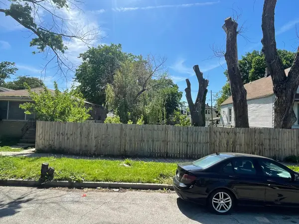 6412 S Bell Avenue, Chicago, IL 60636