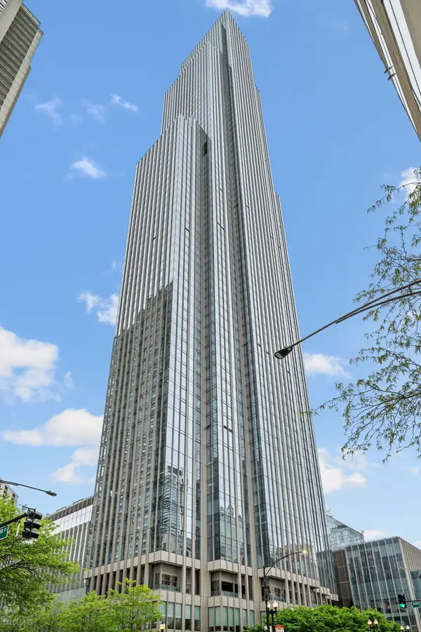 14 W Superior Street #5303, Chicago, IL 60654